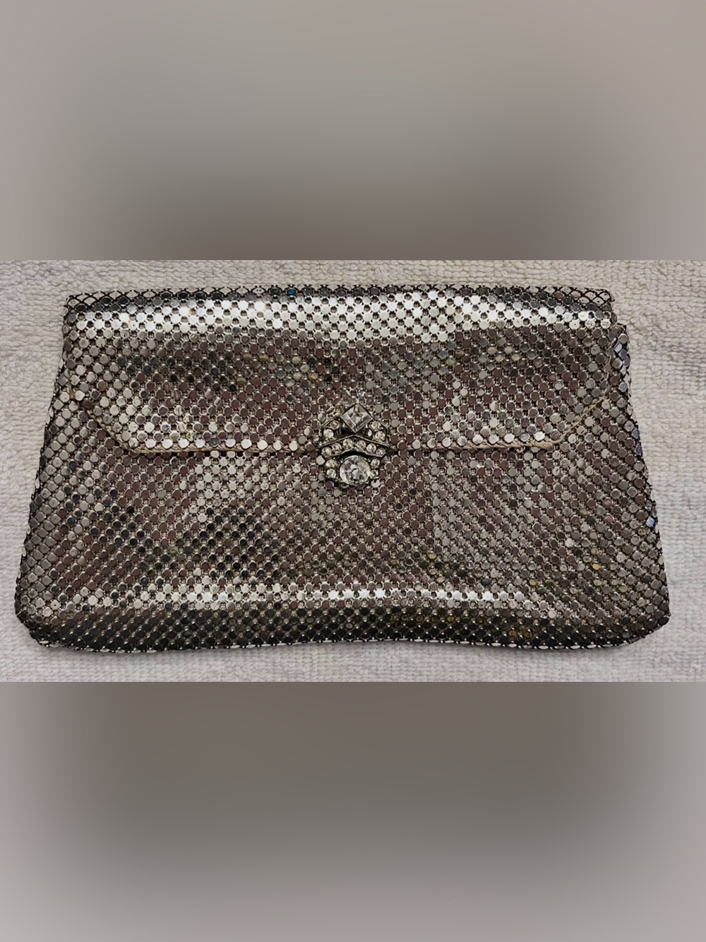 Vintage Whiting & Davis Silver Mesh Clutch Rhinestone Clasp Made in USA Art Deco